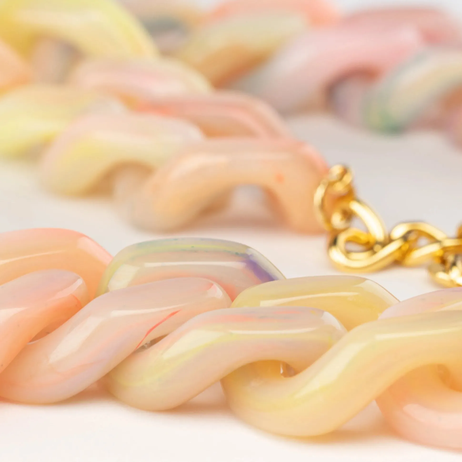 Vanessa Baroni Halsketten|Flat Chain Necklace Neon Rainbow