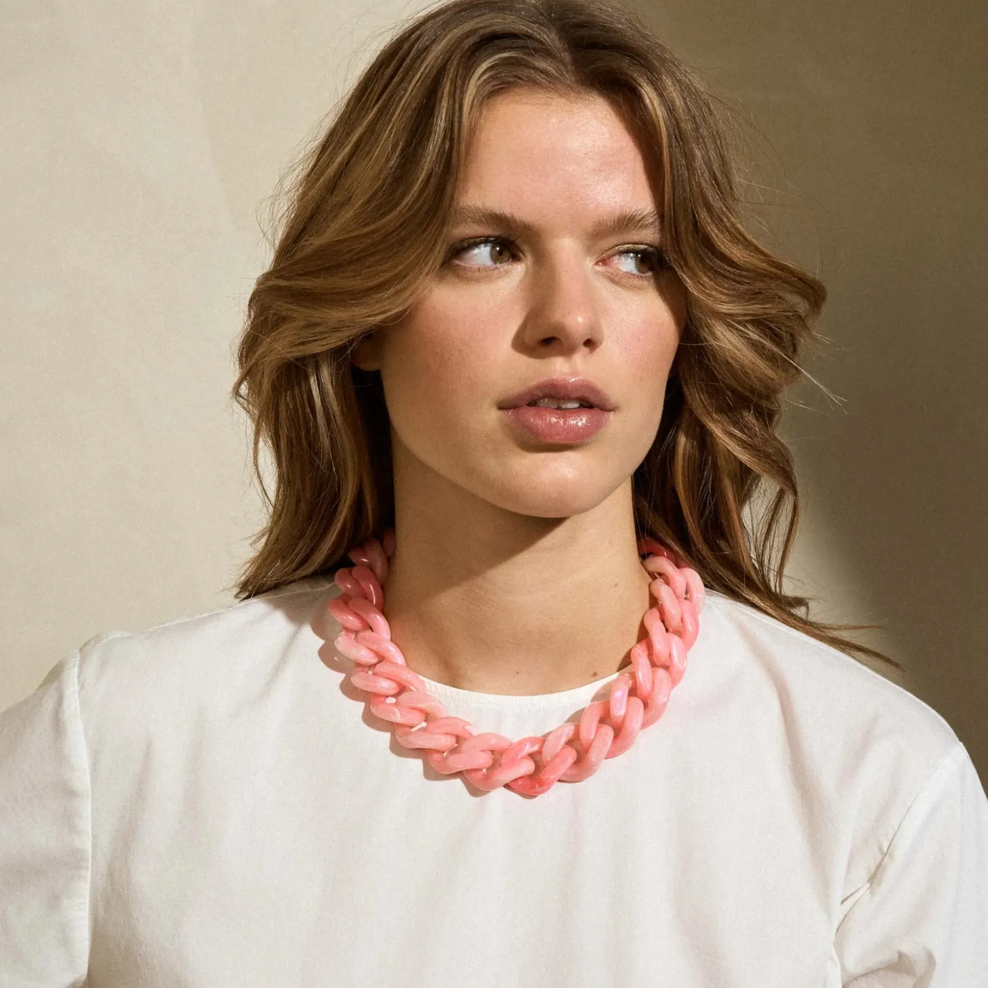 Vanessa Baroni Halsketten|Flat Chain Necklace Neon Pink Marble