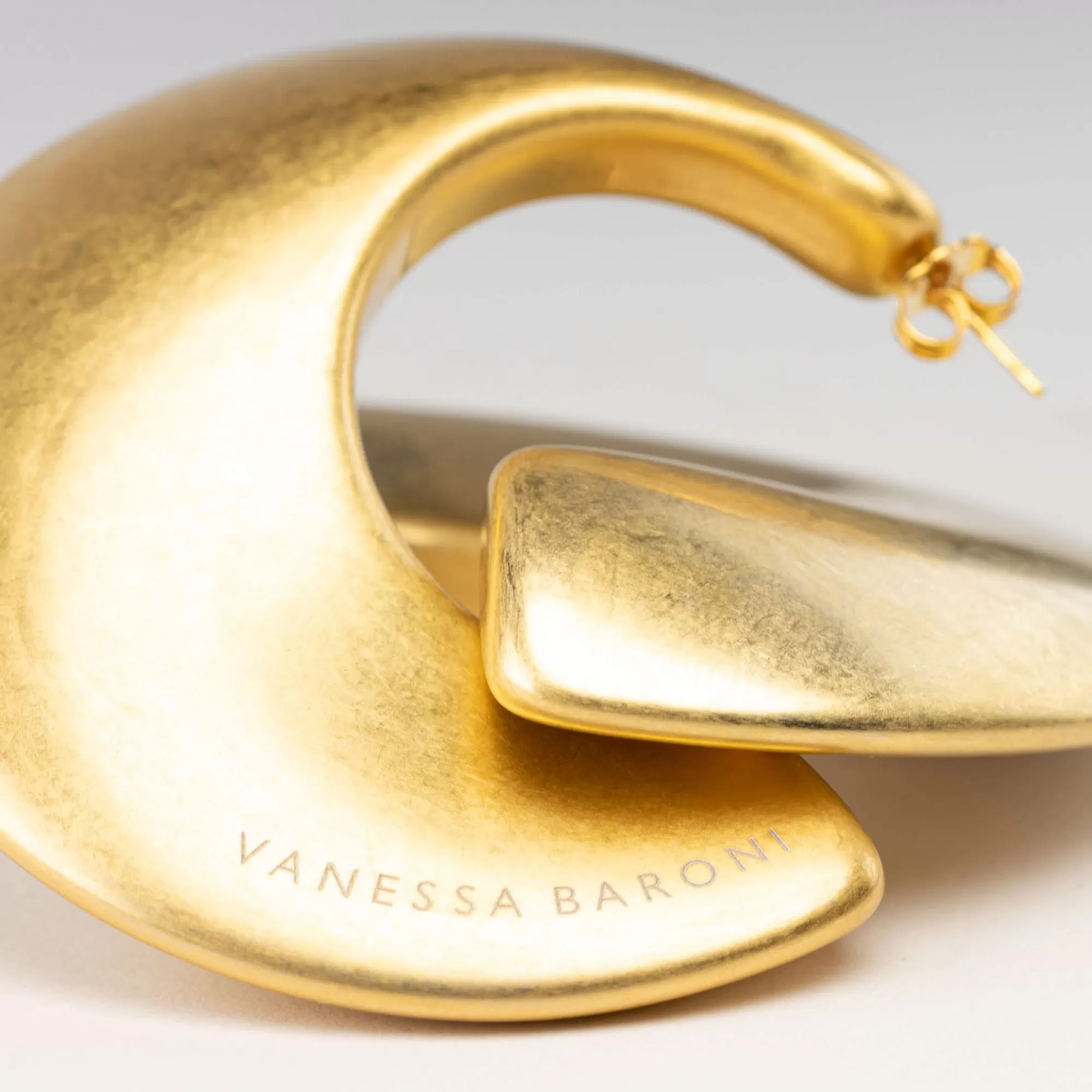 Shop Vanessa Baroni Big Moon Earring Gold Vintage