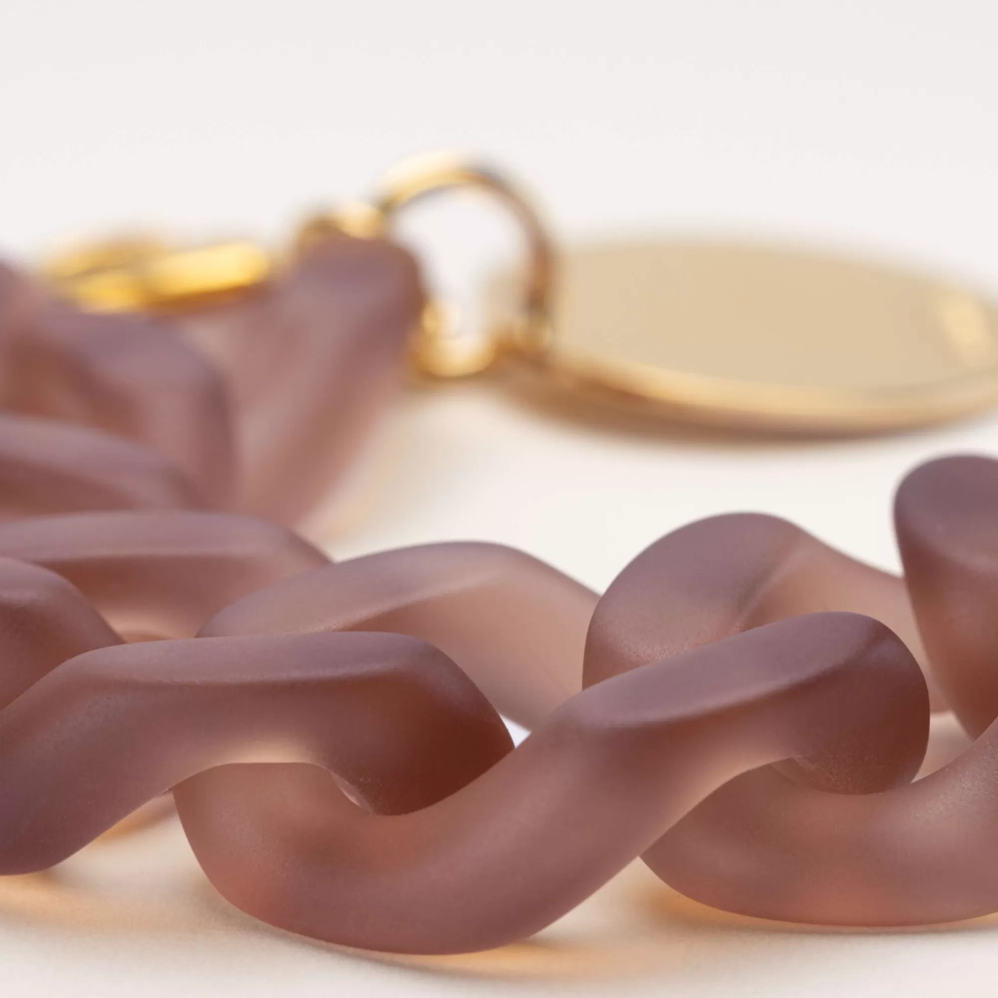 flat_chain_bracelet_iced_taupe_2.webp Hot Vanessa Baroni Flat Chain Bracelet Iced Taupe